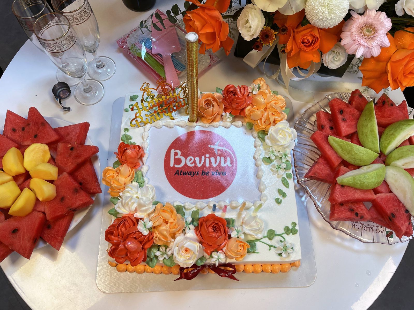 Bữa tiệc sinh nhật Bevivu diễn ra thành công tốt đẹp