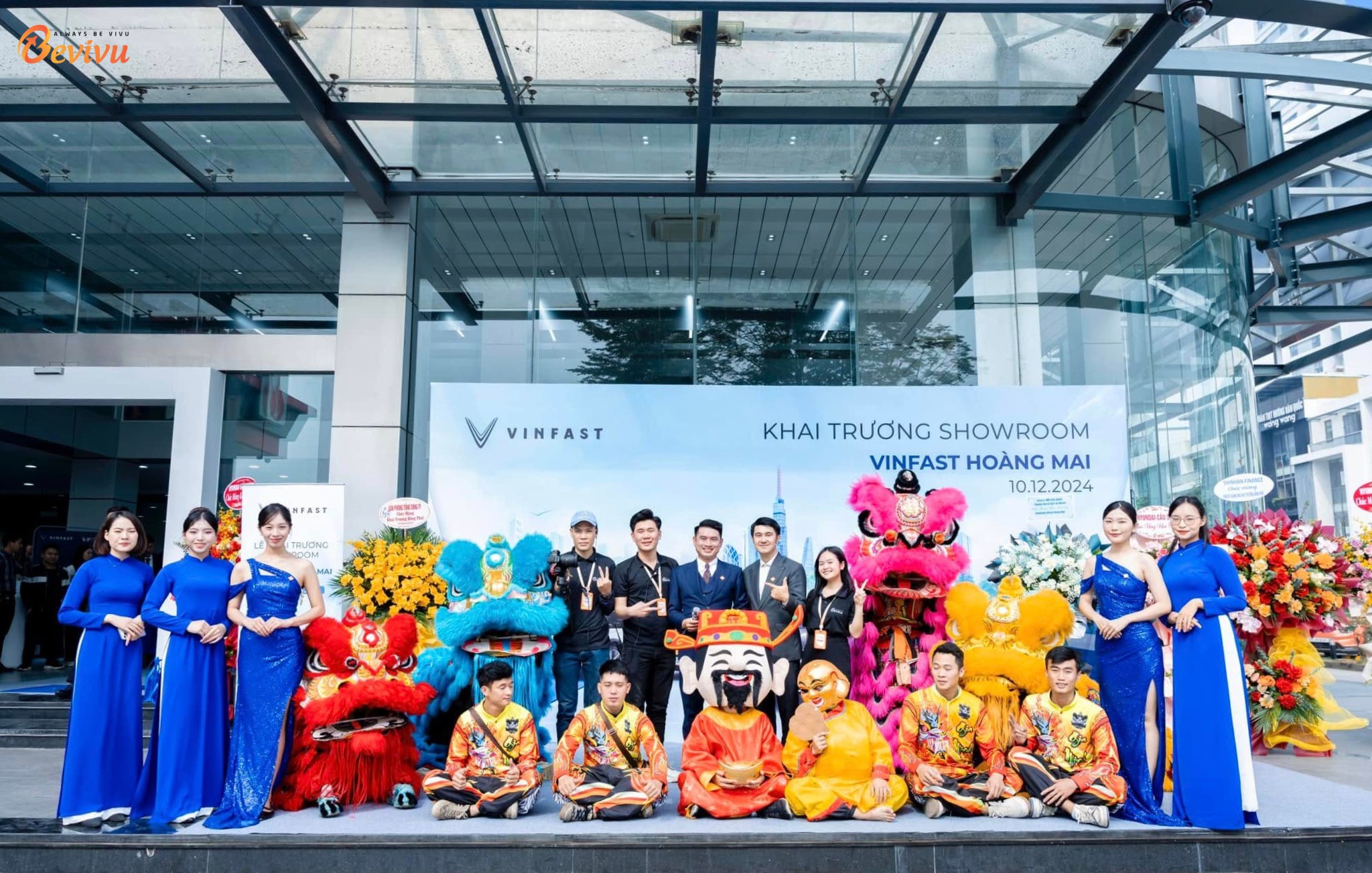 Khai trương Vinfast