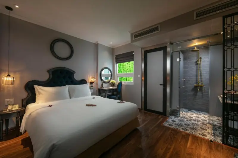 Shining Central Hotel & Spa phòng superior