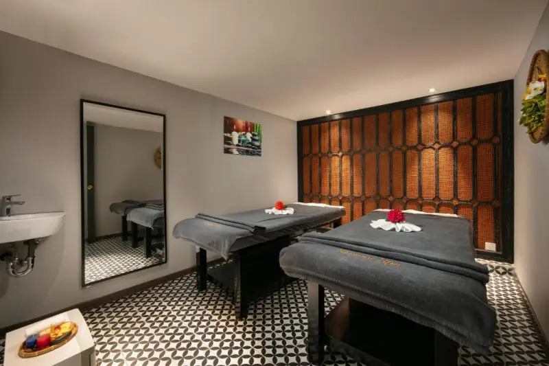 spa tại Shining Central Hotel & Spa