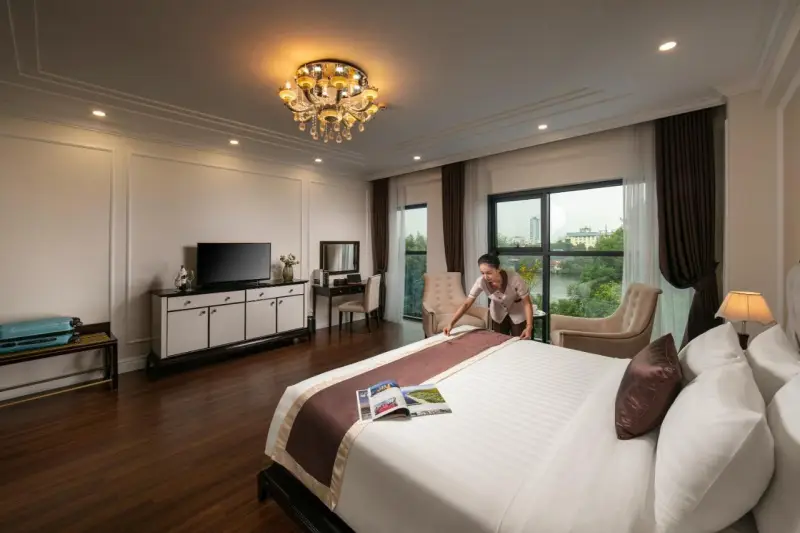 Adonis Hotel phòng suite deluxe