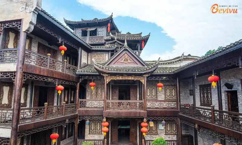 Bảo tàng Cổ Thành - nơi lưu giữ hàng trăm hiện vật quý giá Du lịch Phượng hoàng Cổ Trấn tại Bảo tàng Cổ Thành