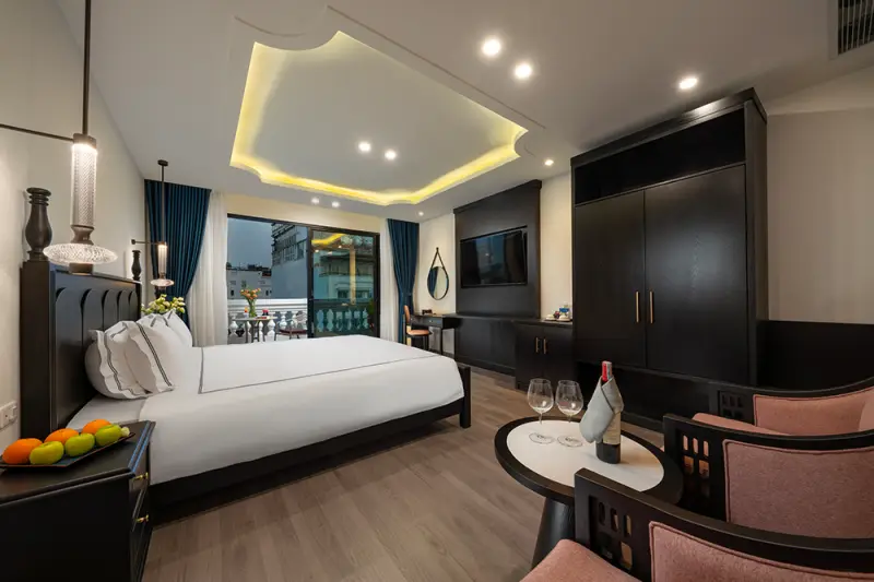 Silk Queen Hotel