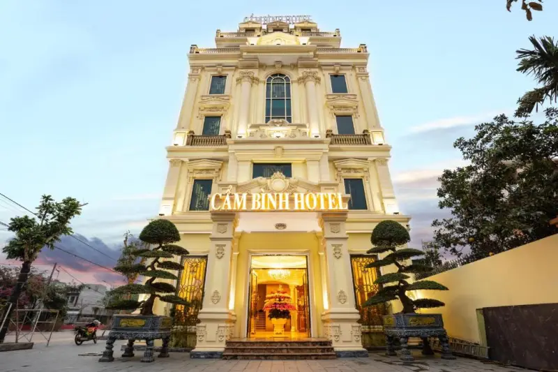 Cẩm Bình Hotel 