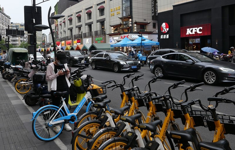xe đạp khá phổ biến ở Hàng Châu