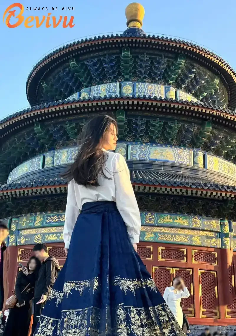 Trang phục khi đi du lịch Trung Quốc Tham quan các địa điểm du lịch hoàng tộc