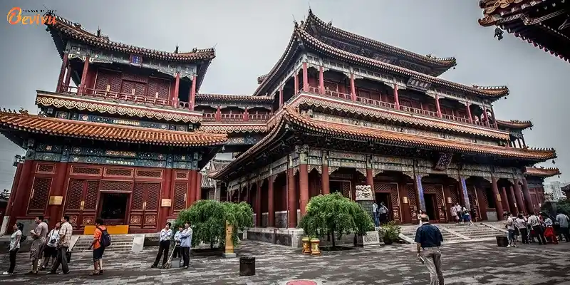 Bên trong chùa Tĩnh An Chùa Tĩnh An chứa đựng giá trị tâm linh sâu sắc.