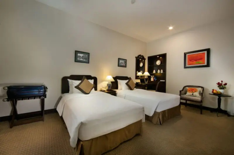 Zephyr Suites Boutique Hotel