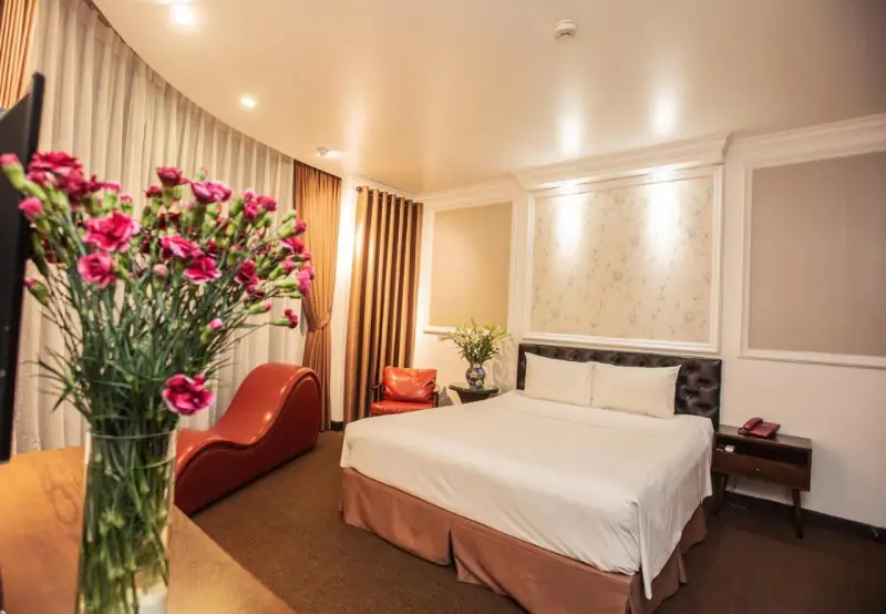 Dinh Hotel