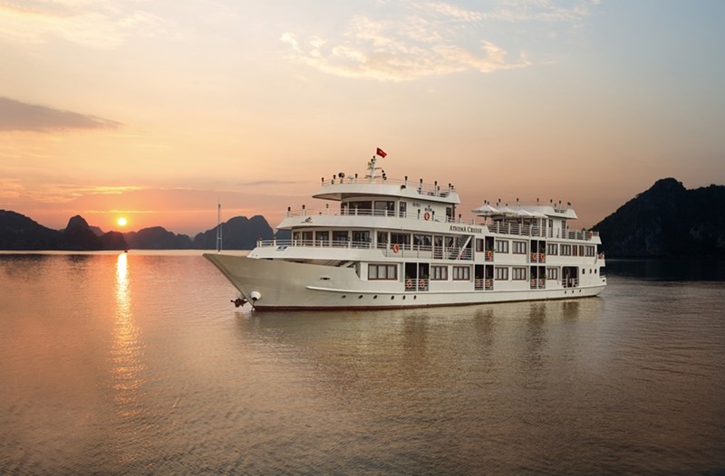 Du thuyền Athena Cruise