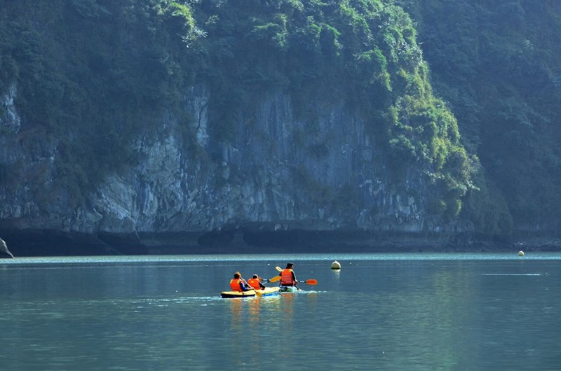 Chèo thuyền kayak