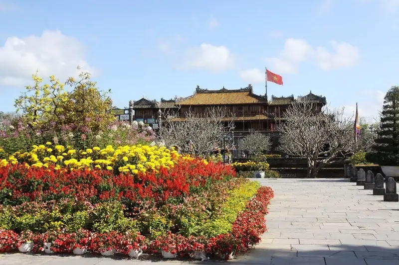 Mùa xuân ở Huế Du lịch Huế mùa xuân