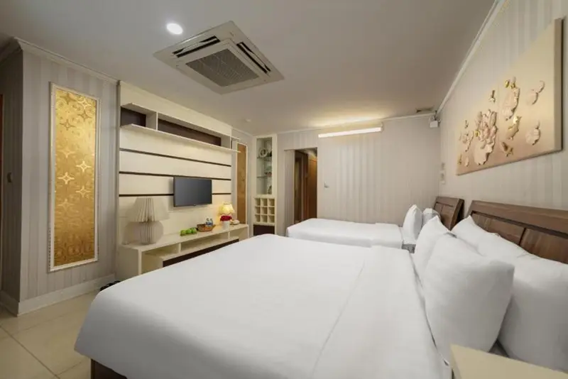 Halo Hanoi Hotel 