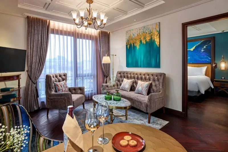 Peridot Grand Luxury Boutique Hotel 