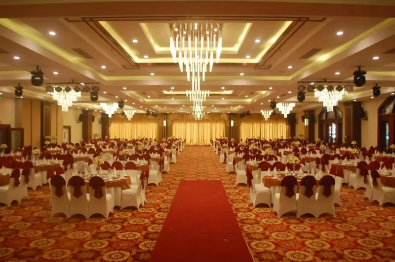 Hai Yen Luxury Hotel nhà hàng