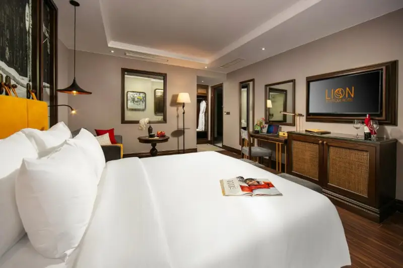 Hanoi Lion Boutique Hotel & Spa phòng junior