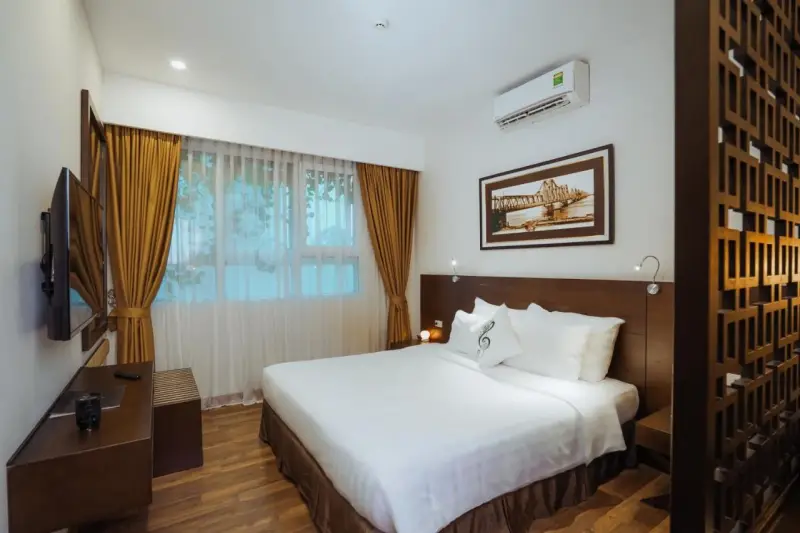 Thang Long Opera Hotel