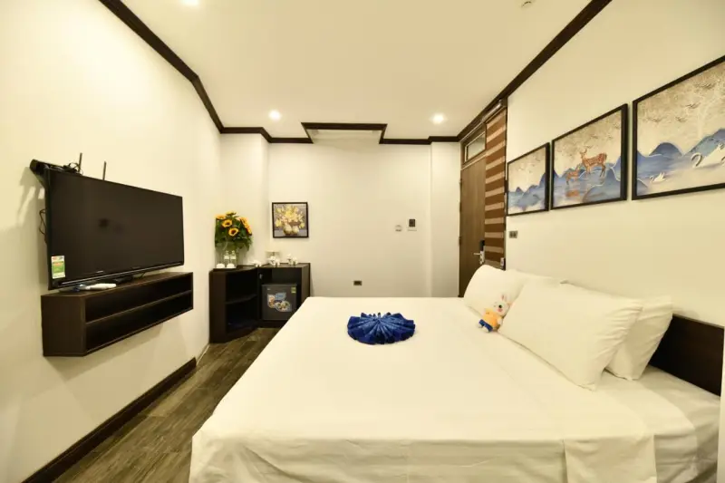 Kingdom Hotel Hanoi superior room