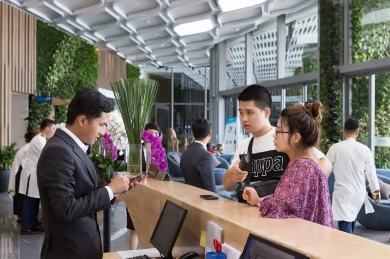 Nhân viên ở Flamingo rất thân thiện Giao tiếp với nhân viên