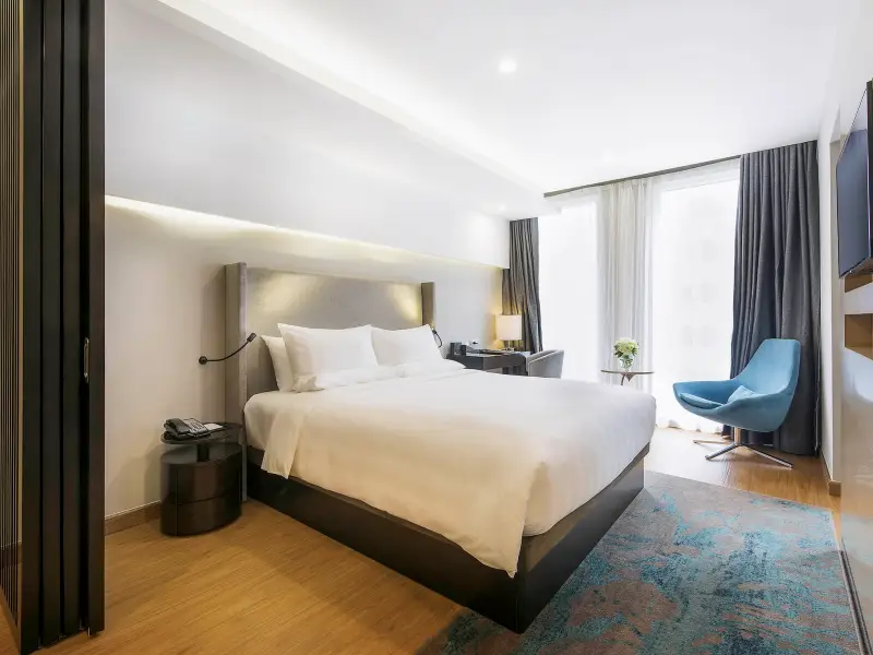 Novotel Suites Hanoi executive
