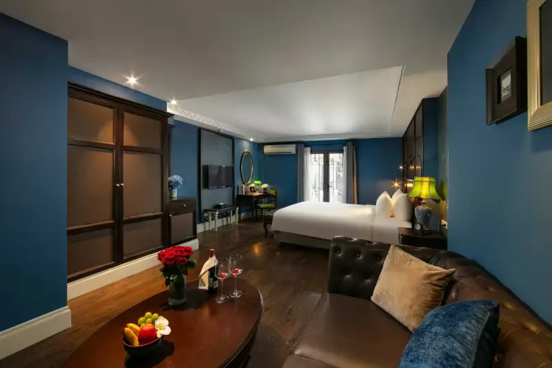phòng royal suite tại O'Gallery Premier Hotel & Spa 
