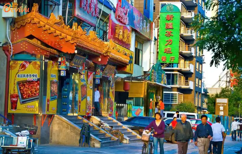 Khung cảnh buổi sáng tại Ẩm thực tại Phố quỷ Guijie Phố quỷ Guijie - Bắc Kinh