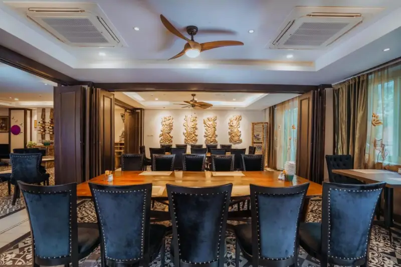 Thang Long Opera Hotel