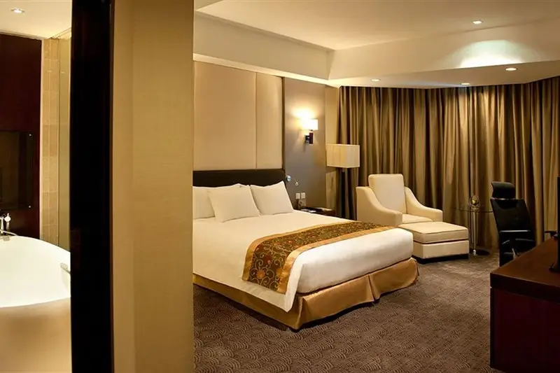 Crowne Plaza West Hanoi Residences