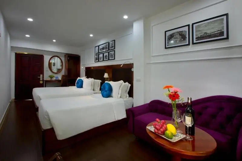 Antique Angel Hotel