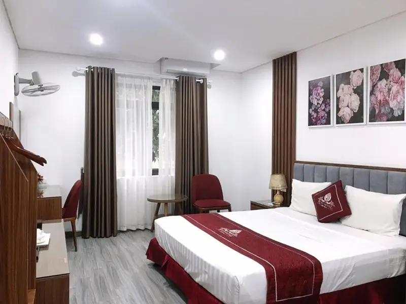 Rosy Hotel