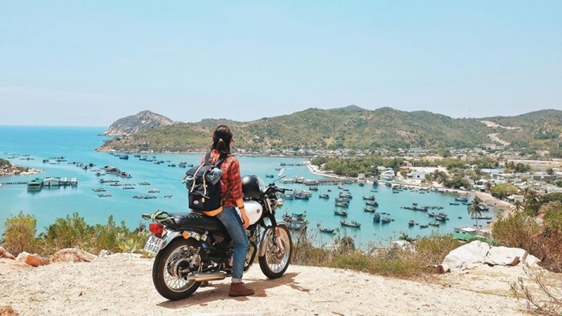 Bạn có thể thuê xe máy để đi lại thuận tiện ở Nha Trang