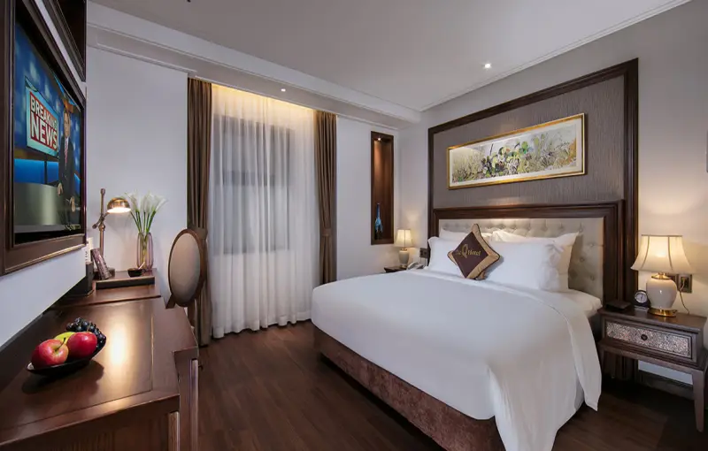 phòng superior tại The Q Hotel