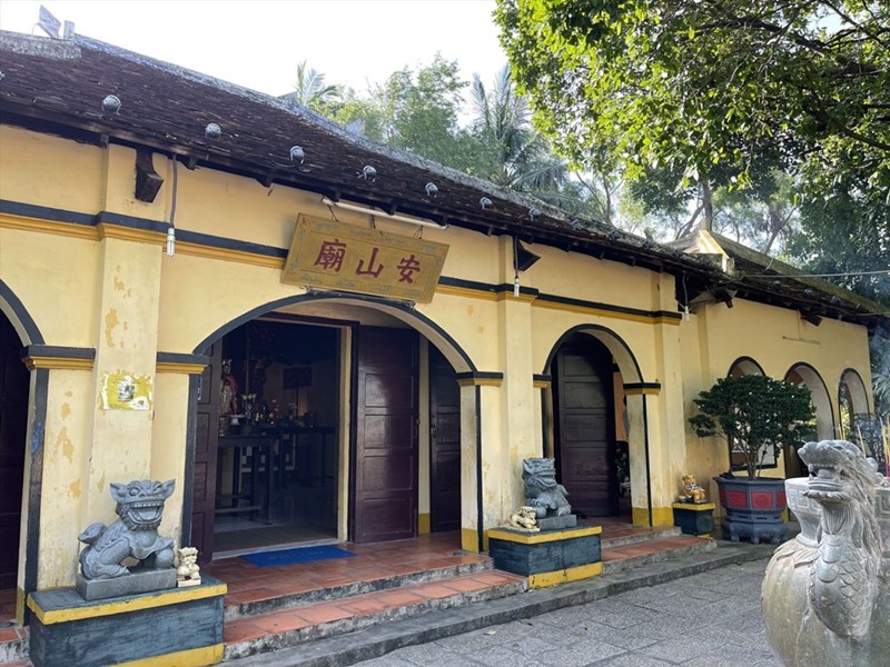 Miếu Bà Phi Yến linh thiêng