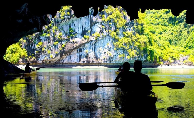 trải nghiệm hang luồng