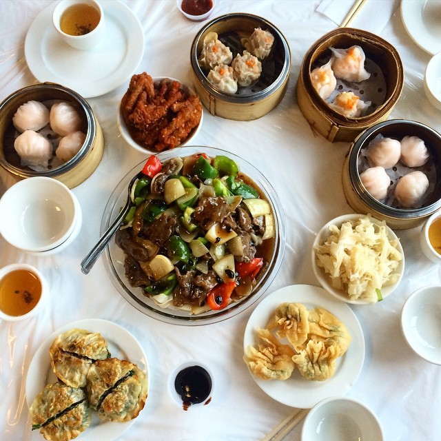 món ăn ngon đường phố