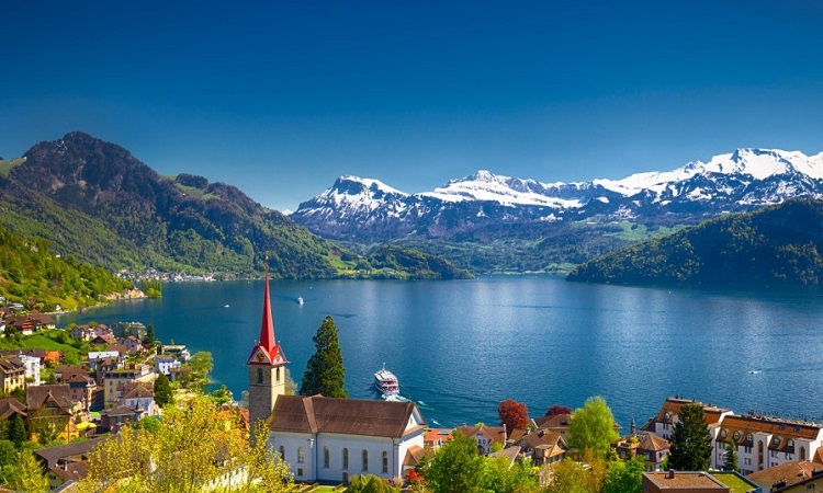 Hồ Lucerne nét đẹp như tranh vẽ tại thiên đường du lịch Thụy Sỹ