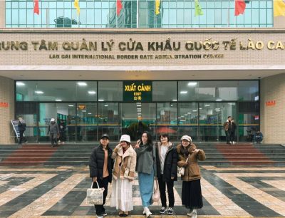 Đoàn chuẩn bị sang du lịch Hà Khẩu