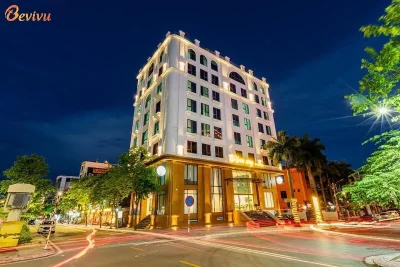 RIVER WAY HOTEL HẠ LONG