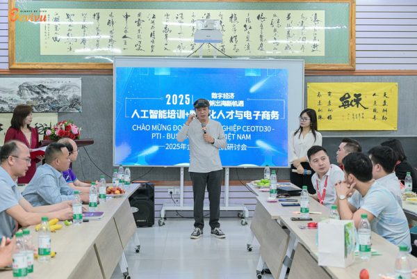 Thầy Nguyễn Tất Thịnh - Chủ tịch hội đồng giảng huấn tổ chức GD&ĐT PTI