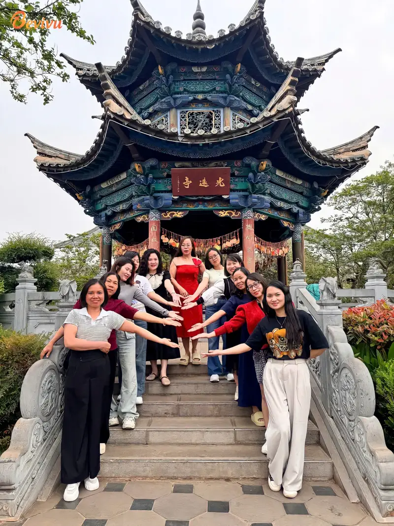 Mông Tự có nhiều điểm tham quan nổi tiếng Tour đi Hà Khẩu Bình Biên rất được yêu thích