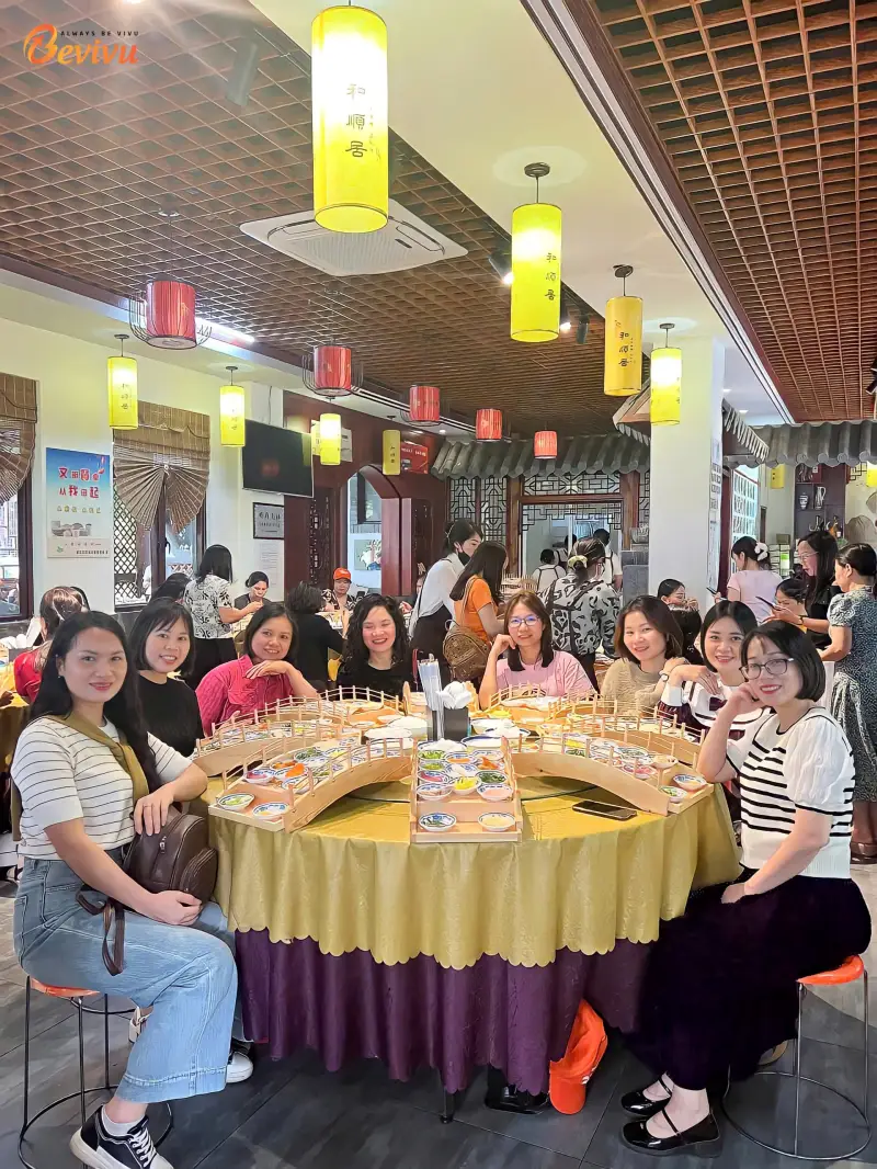 Món "Bún qua cầu" tại Bình Biên