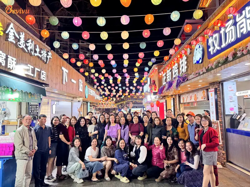 Các con phố nhộn nhịp