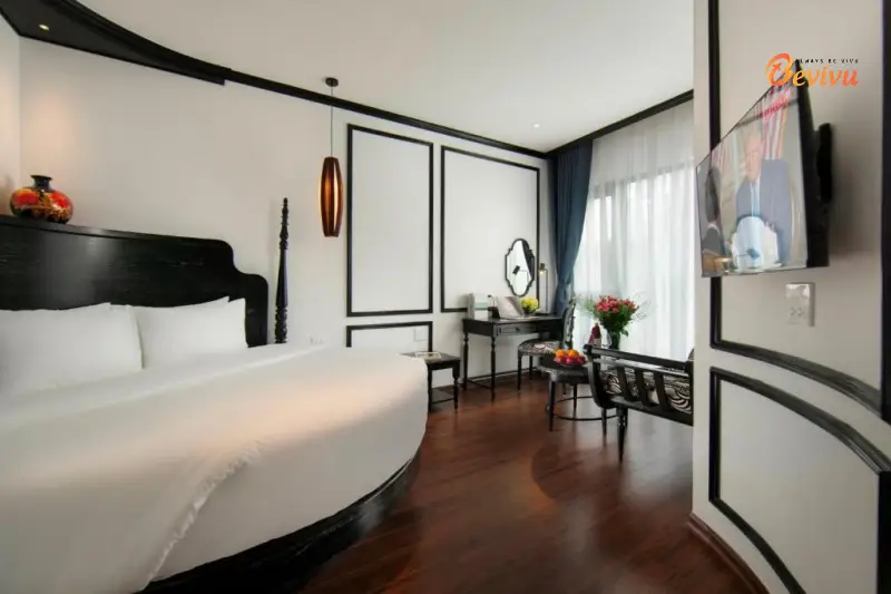Hotel Château de Hanoi - King Suite