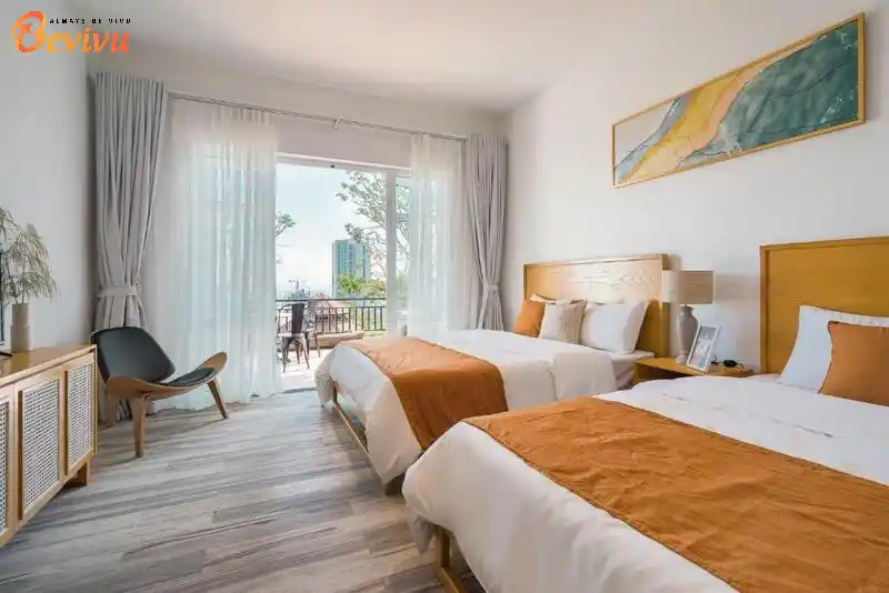 Quadruple Room with Shared Bathroom