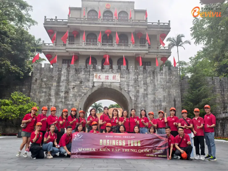 Đoàn khách Business tham quan tour du lịch Nam Ninh đoàn khách du lịch Nam Ninh
