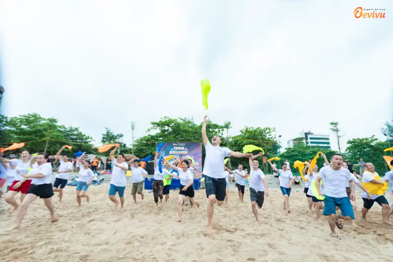 Du lịch công ty hè cùng các hoạt động trên cát Tham gia tour nghỉ dưỡng cho công ty
