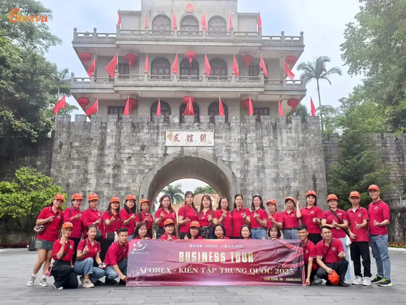 Đoàn khách tham quan du lịch tour Nam Ninh đoàn du lịch tour nam ninh 2025