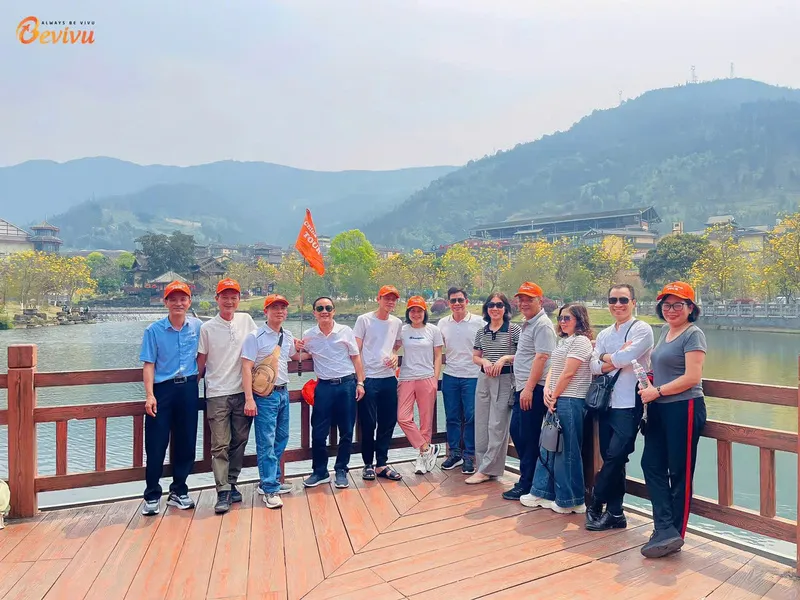 Đoàn tham quan tại Bình Biên Tour du lịch Trung Quốc Bình Biên