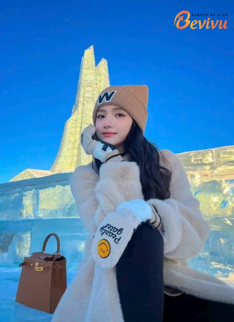 Hoa hậu Hương Giang check-in tại Cáp Nhĩ Tân du lịch tour cáp nhĩ tân