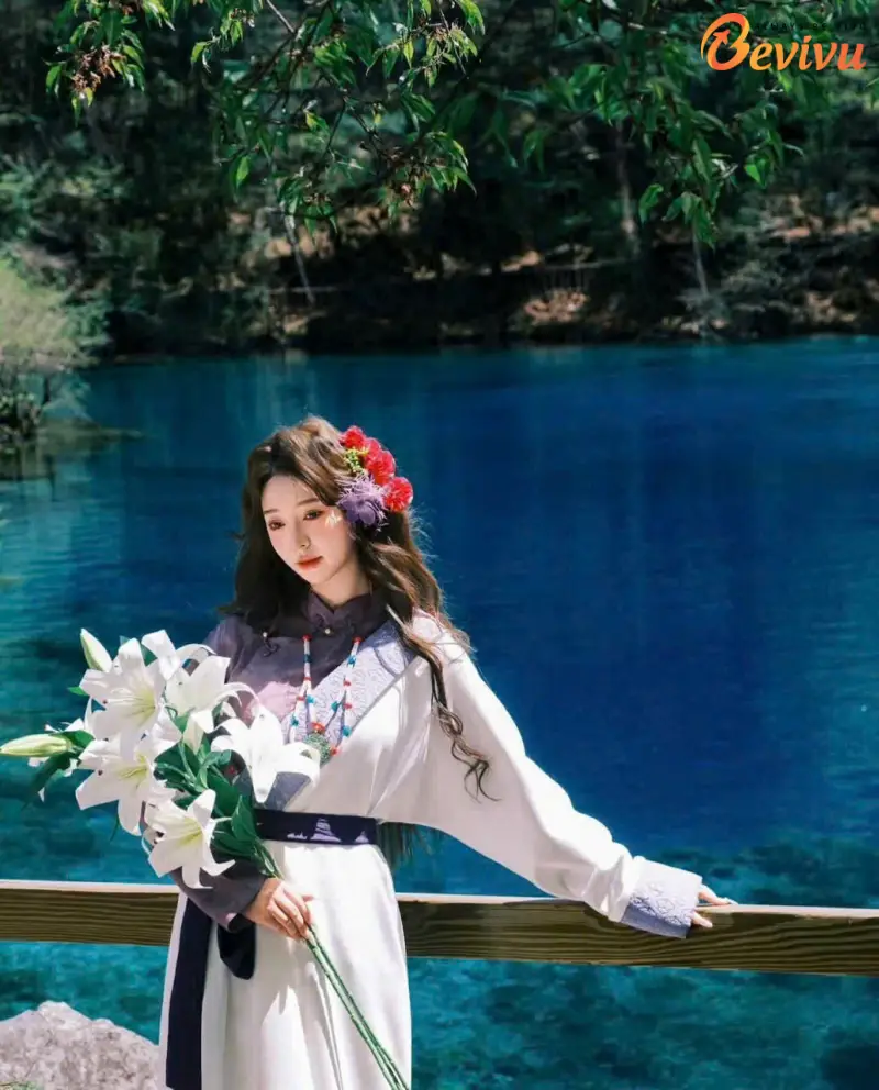 Đặt chân đến chốn bồng lai tại Cửu Trại Câu du khách đi tour cửu trại câu